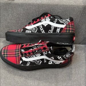 Vans women’s Plaid and Graphic Beetlejuice Vans